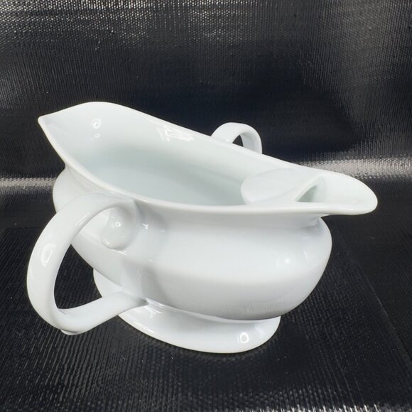 Denmark Oven To Table White Stoneware Ceramic Gravy Boat Sauce Dish With Handles - Picture 11 of 12